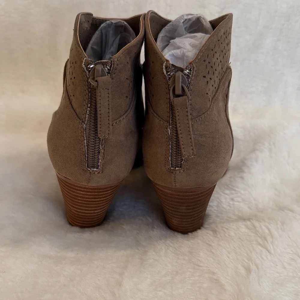 Violet & Red Jackson Lazer Cut Topline Booties In Taupe Faux Suede